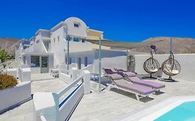 Perissa Beachfront Rooms