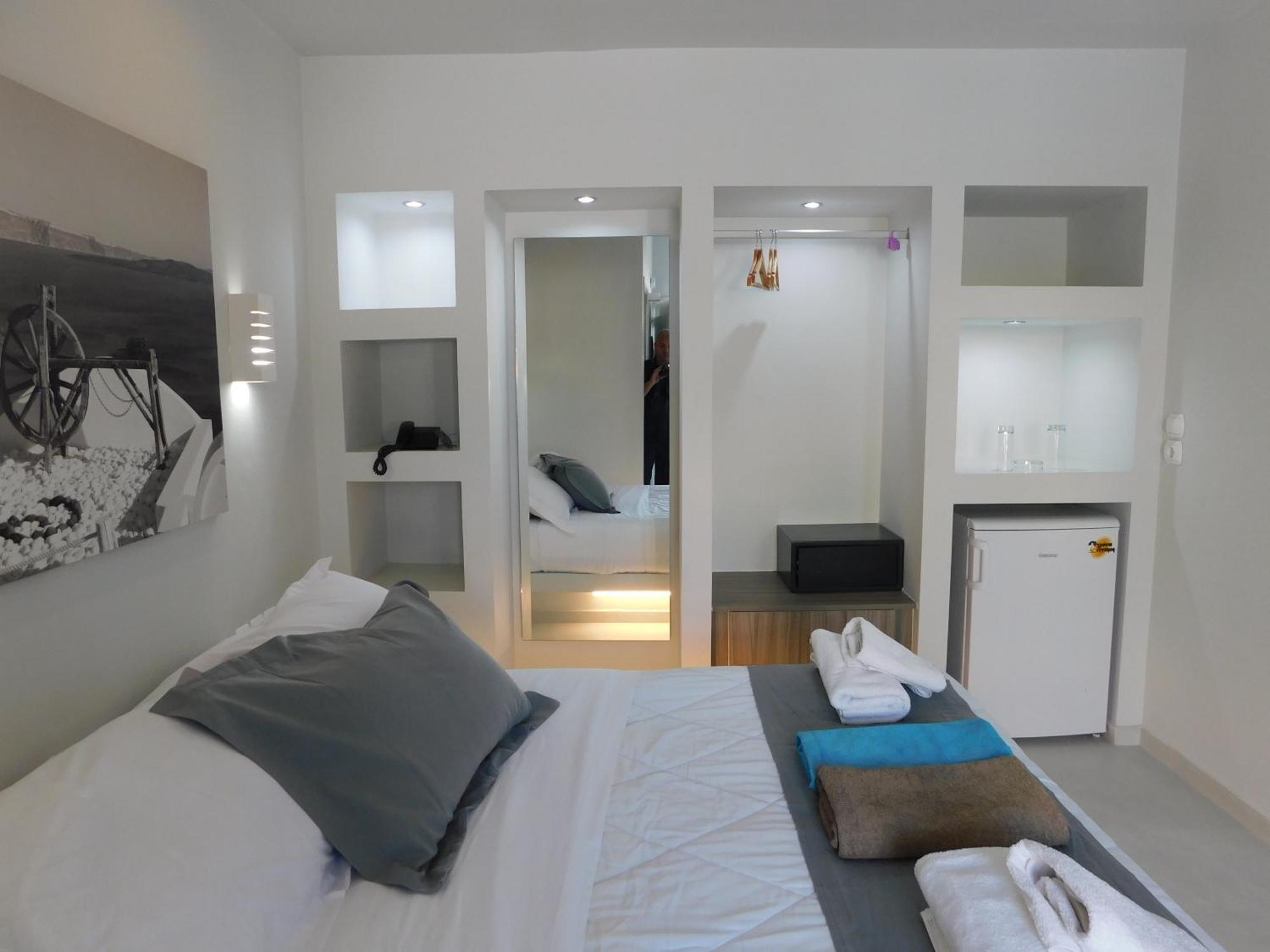 Perissa Beachfront Rooms Extérieur photo