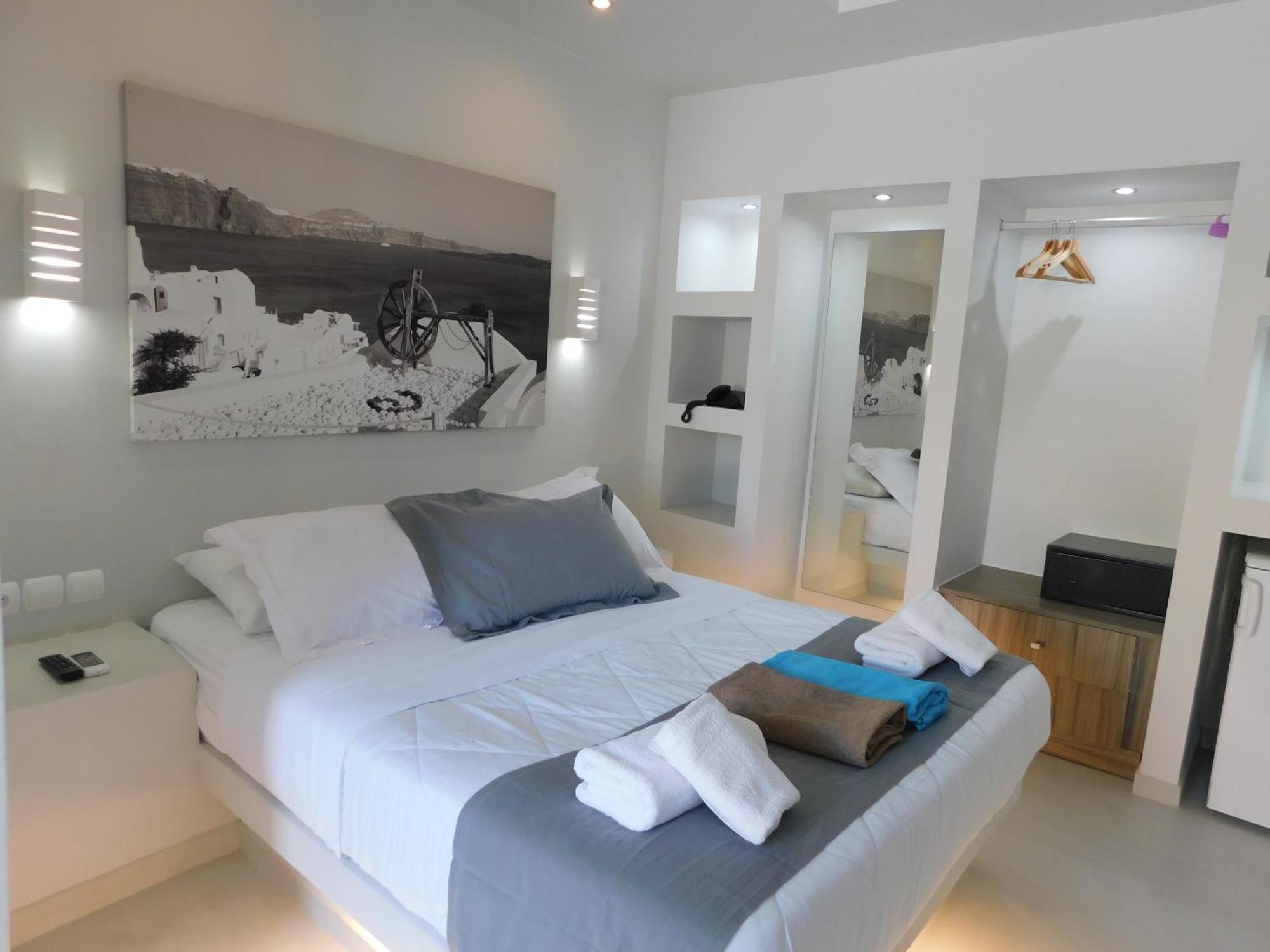 Perissa Beachfront Rooms Extérieur photo